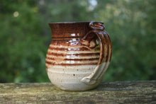 Load image into Gallery viewer, Handmade stoneware coffee mug