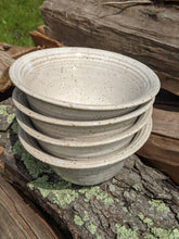 Load image into Gallery viewer, Set of 4 small ice cream dessert bowls.