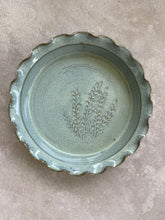Load image into Gallery viewer, Hand carved Pie Dish casserole serving tray plate platter wheat grass