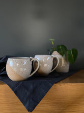 Load image into Gallery viewer, 10 Ounce Hand Thrown Ceramic Mug set
